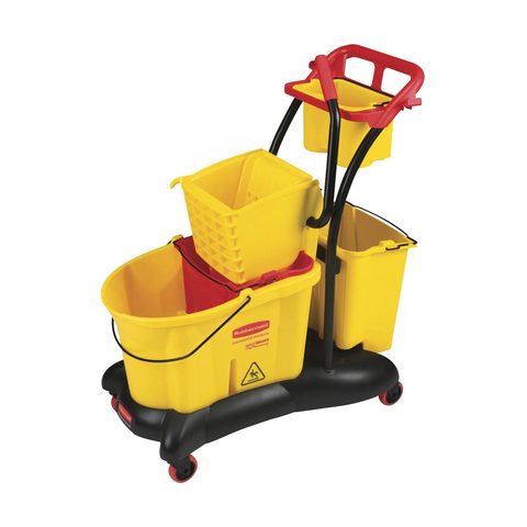 Xe vắt đôi, hai xô nước sạch, bẩn